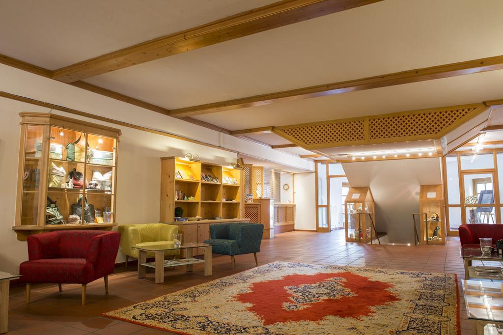 Gutshof Wolfgangsee Resort & Event Hotel Strobl Exterior photo